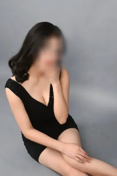 Anneke, 30