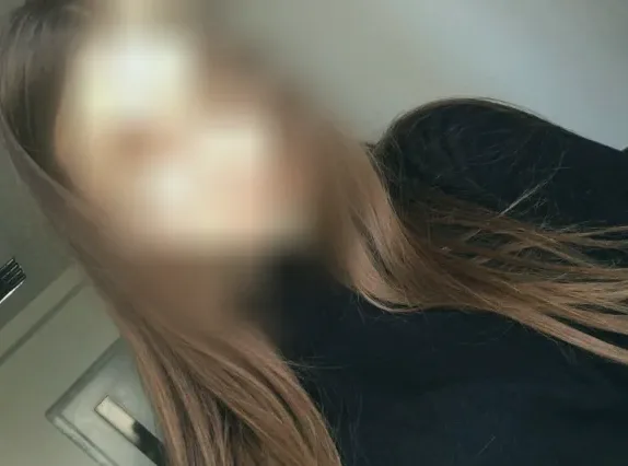 Chantal, 24