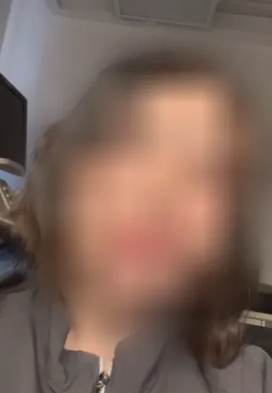 Ellen, 36