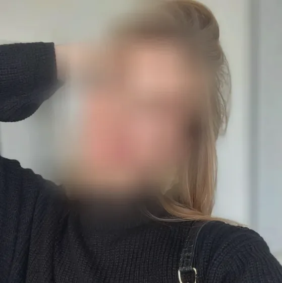 Esther, 26