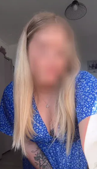 Fatima, 22
