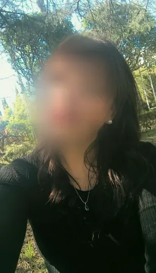 Imane, 34