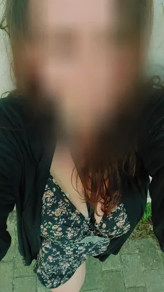 Merel, 30