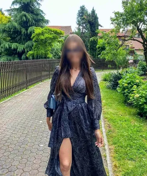 Nadia, 24