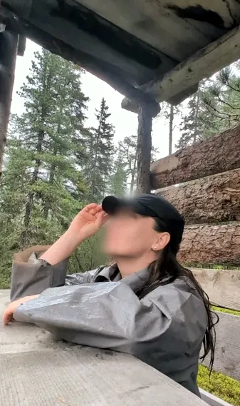 Nina, 35
