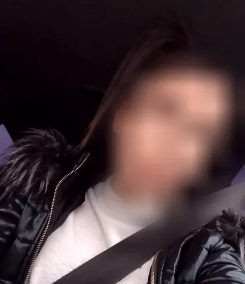 Sara, 28